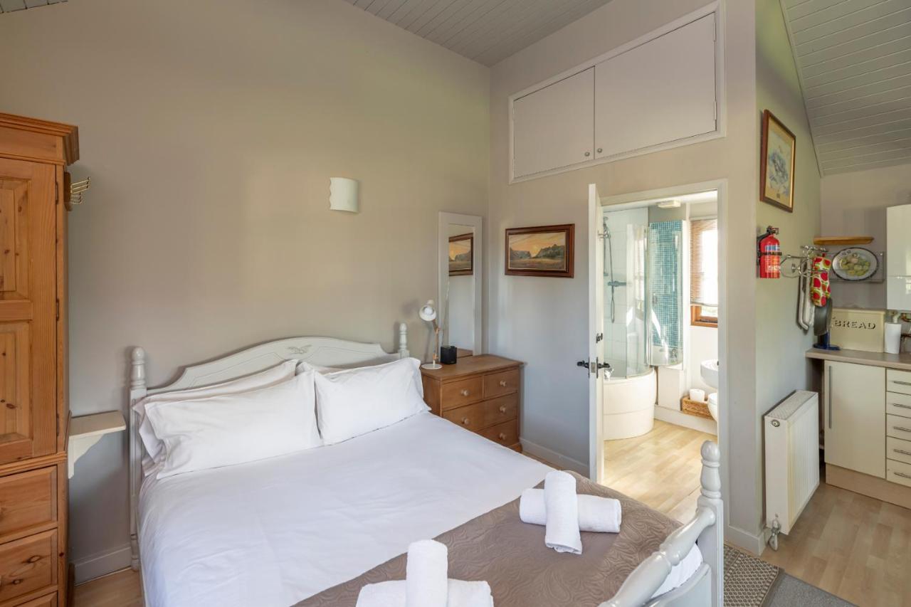 Beautiful Cottage With Stunning Views in Box Box  Exterior foto
